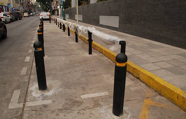 Postes para Confinamiento de Áreas - Cap México